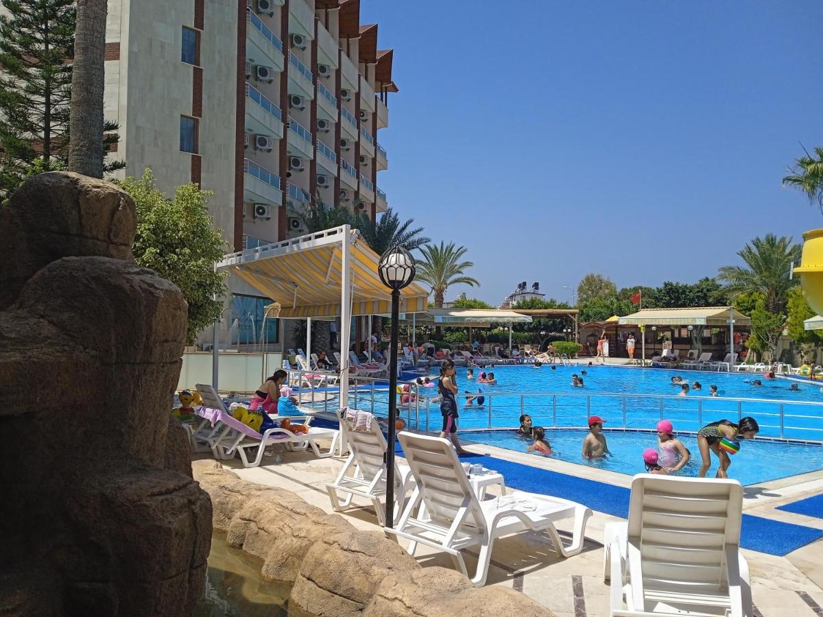 Gumus Hotel Arsuz Exterior foto