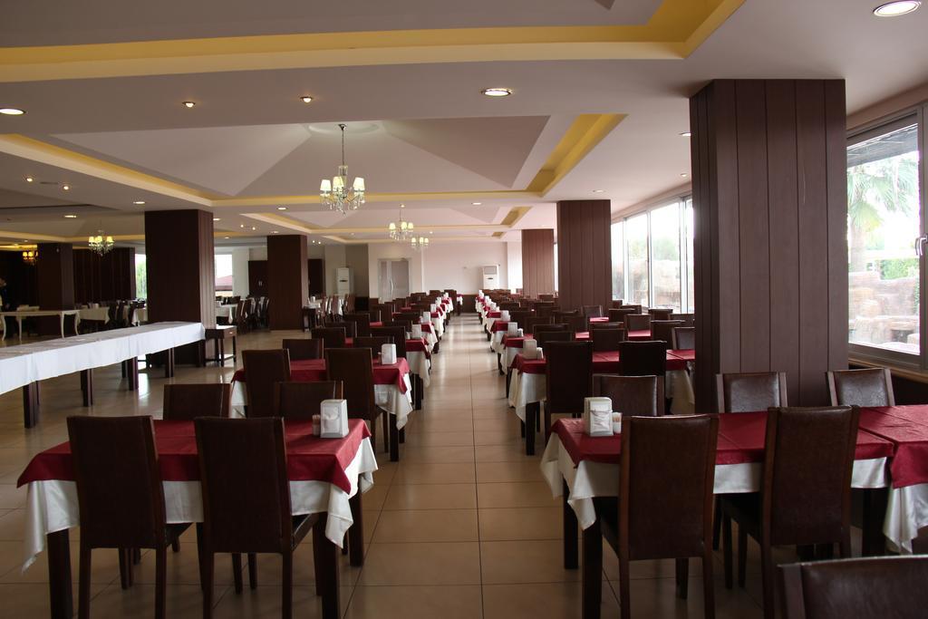 Gumus Hotel Arsuz Exterior foto